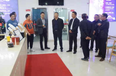 穆松到滁州市应用技术学校考察调研穆佳展